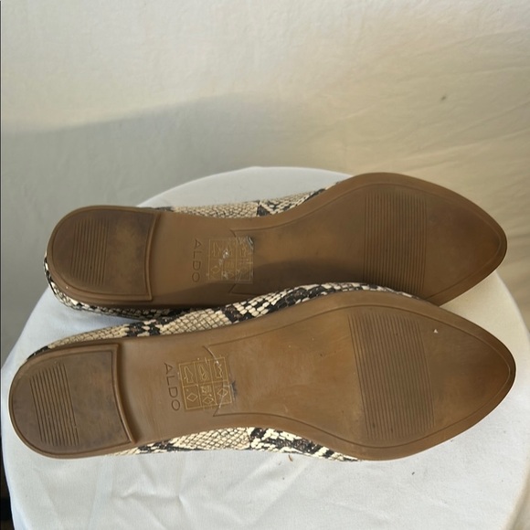 Aldo Cream and Black Loafers with Snake Print - Picture 7 of 8